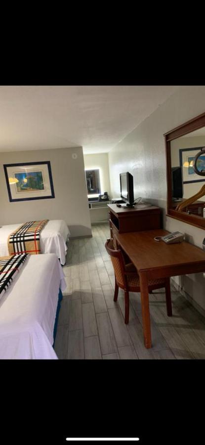 Rodeway Inn Lake Wales Eksteriør billede
